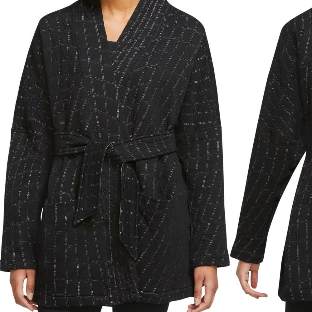 Nike Therma Fit Yoga Robe